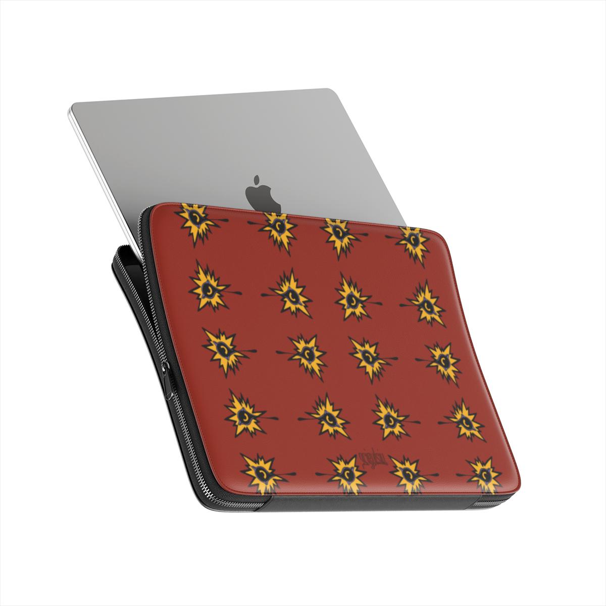 CROCODILE EYES - Premium Laptop Sleeve