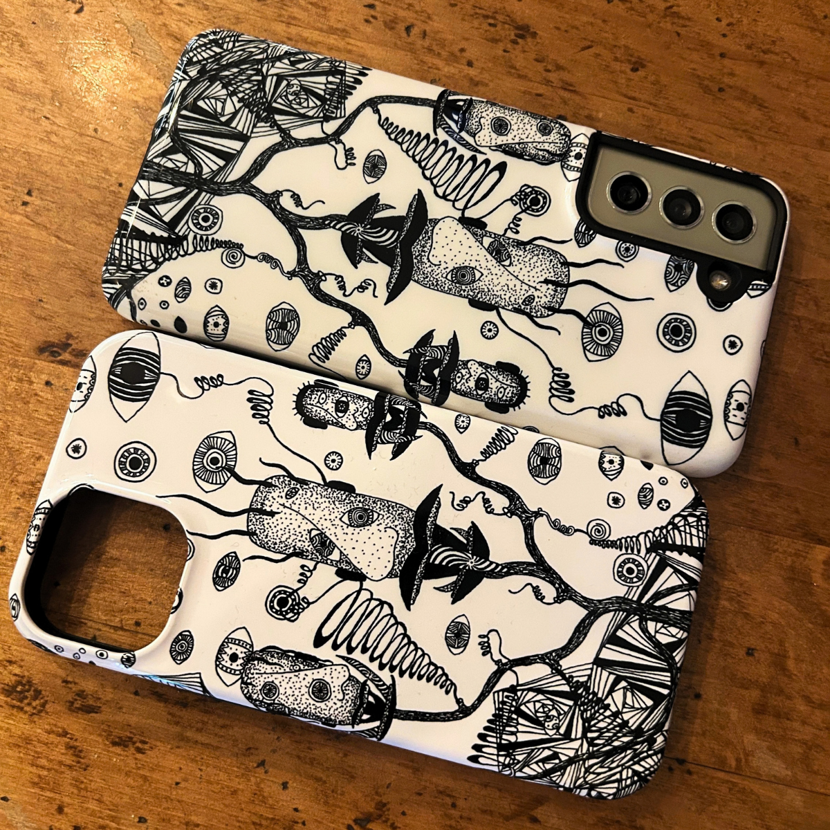 LOST HEADS - Magnetic Tough Phone Case black & white