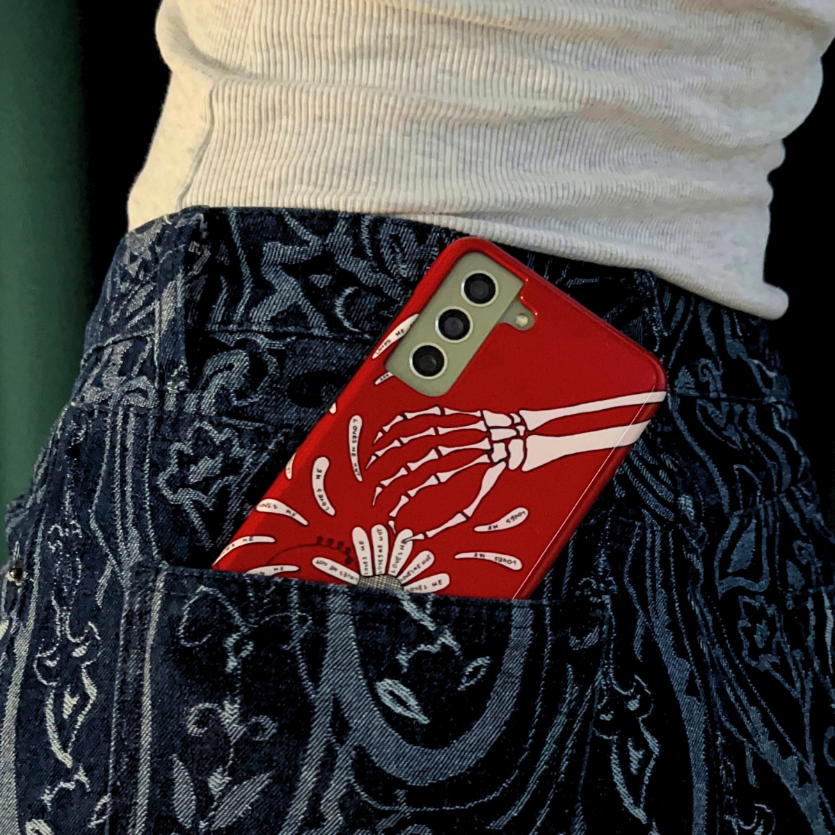 LOVES ME LOVES ME NOT - Snap Phone Case