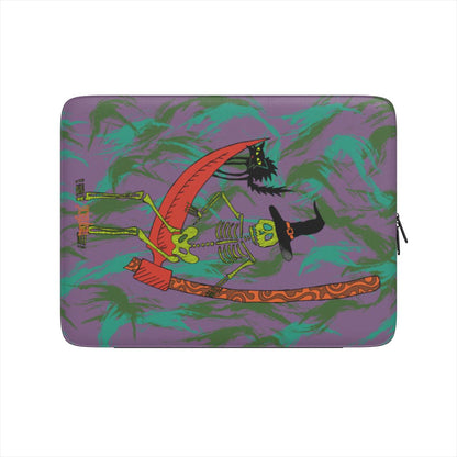 SLICE OF FRIGHT - Premium Laptop Sleeve