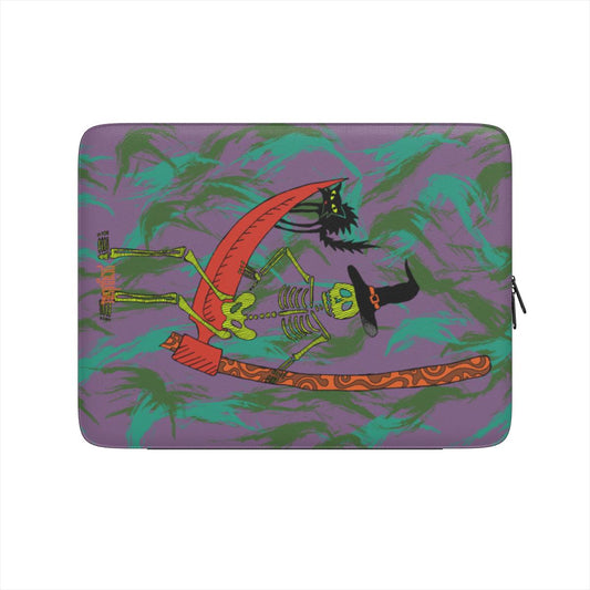 SLICE OF FRIGHT - Premium Laptop Sleeve