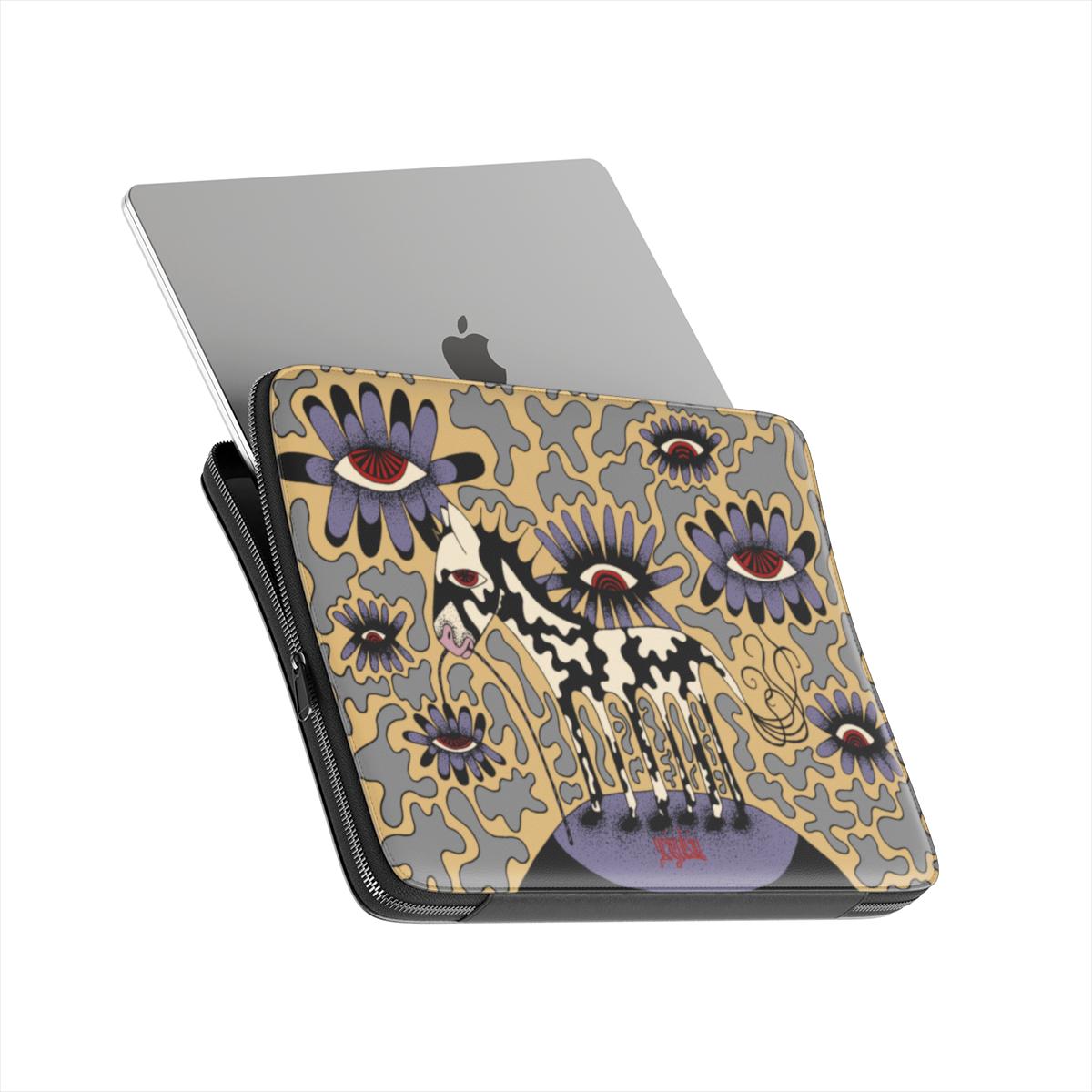NOT ENOUGH LEGS - Premium Laptop Sleeve colour
